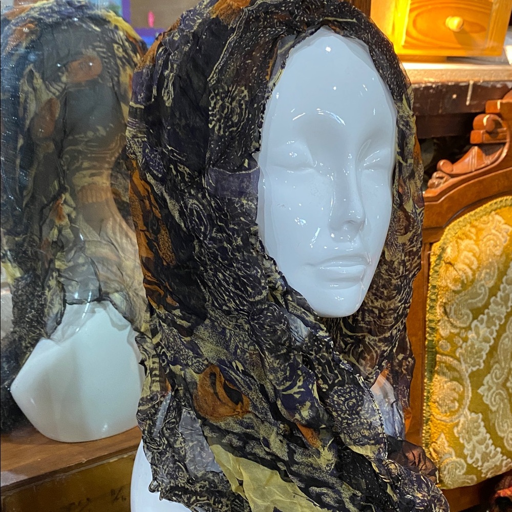 Lightweight Printed Scarf 6ft x 37 inch - Picture 2 of 5